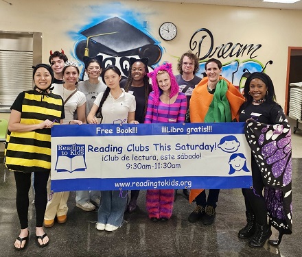 Magnolia Elem. volunteers in costumes