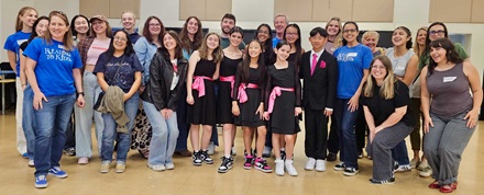 MacArthur Park volunteers with performers Squad Harmonics